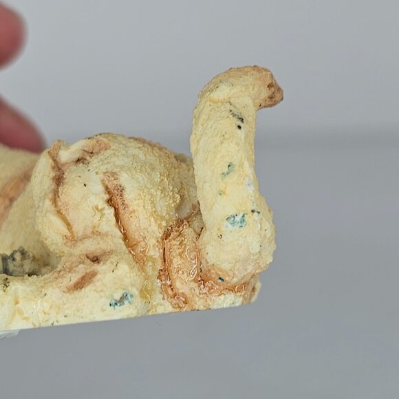 A Breed Apart Yellow Lab Mini Figurine #70316 2004 Country Artists Ltd. - Picture 8 of 8